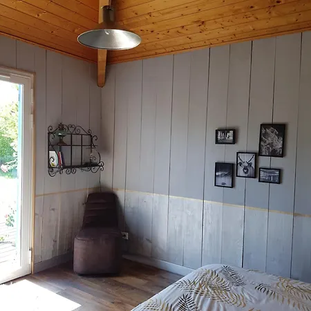 Alojamento de Acomodação e Pequeno-almoço Myosotis 3*